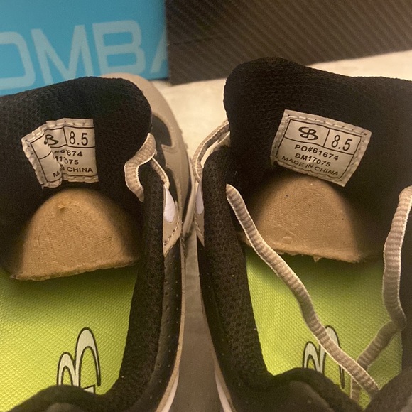 Boombah Womens SWENT Turf shoes size 8.5 in black and gray, NIB. - Picture 5 of 8